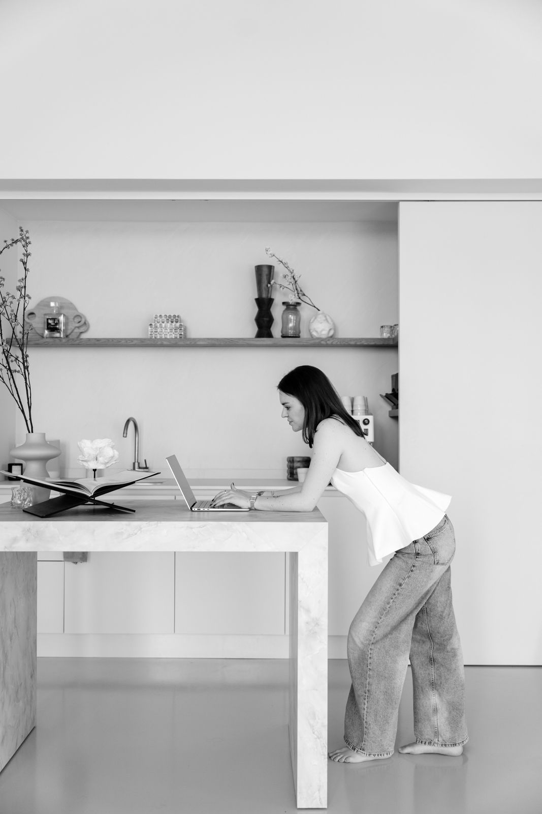 personal branding foto's in daglicht studio. wat is personal branding fotografie?