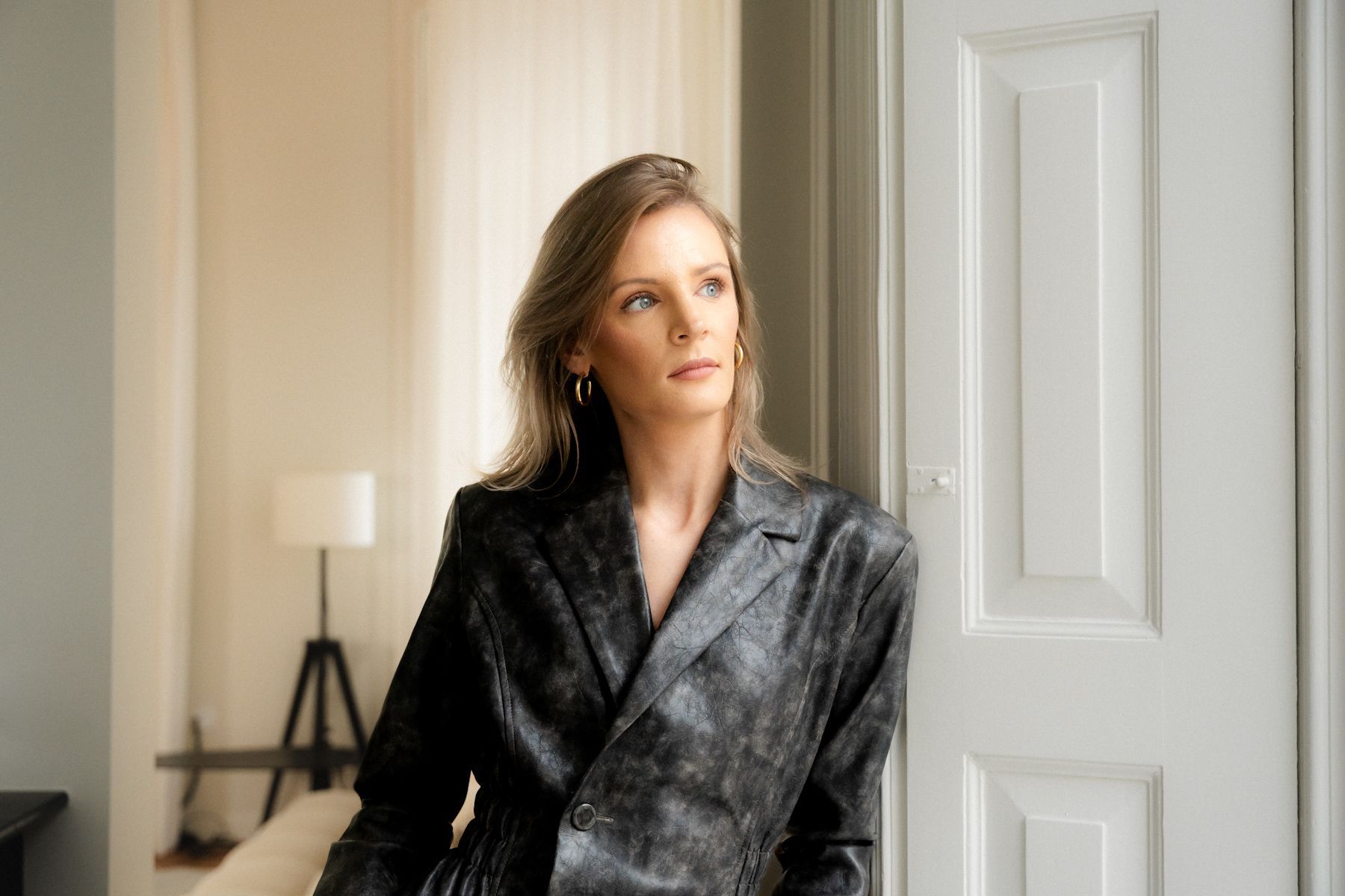 Personal branding fotografie van een ondernemer tijdens een fotoshoot