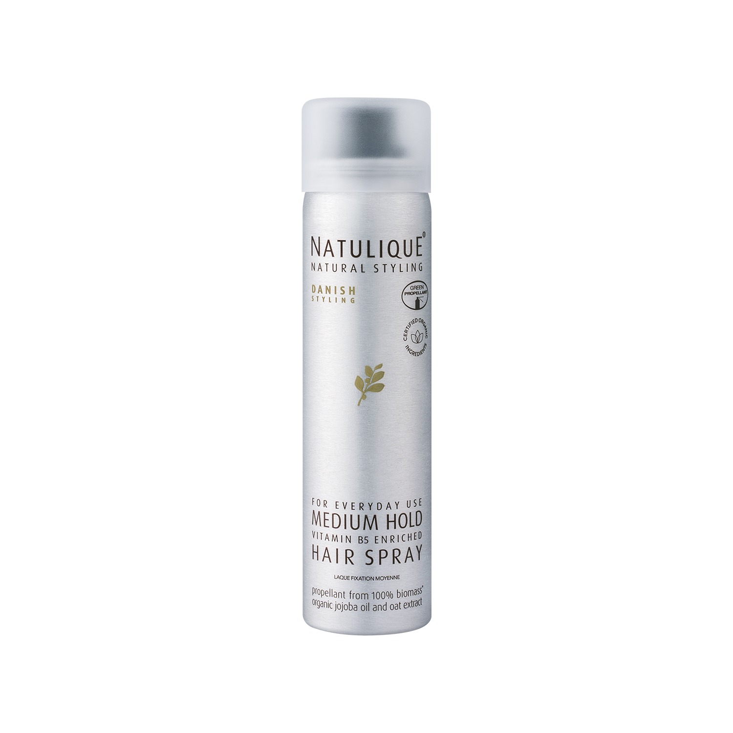 Een flesje Natulique medium hold haarlak op een witte achtergrond.