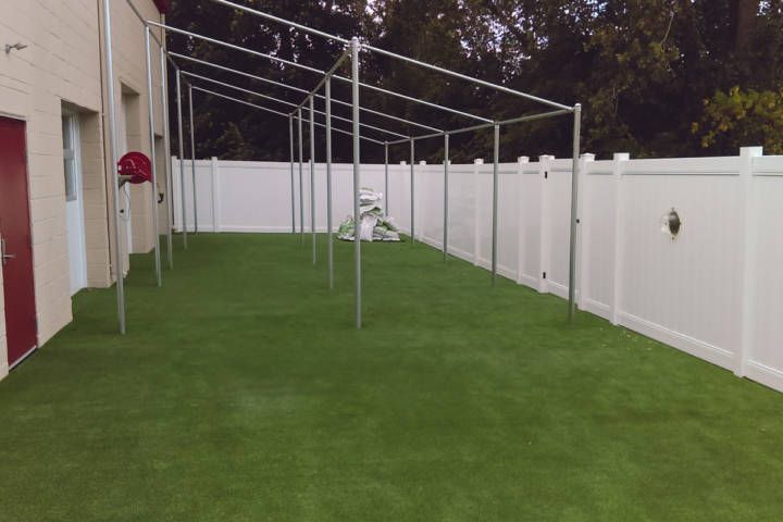 Vinyl Dog Enclosure — Warren, MI — Kimberly Fence & Supply