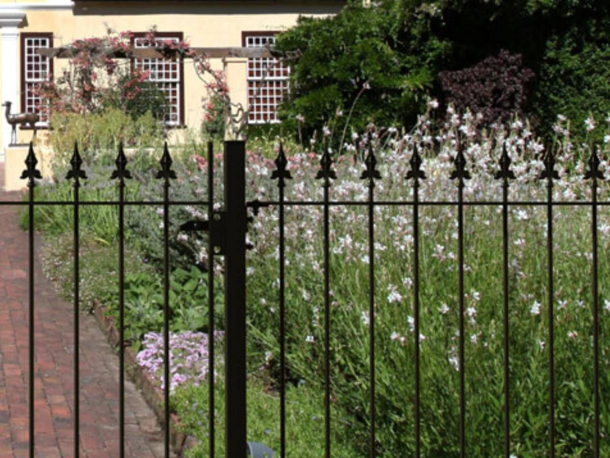 Nottingham Metalworks fleir de lis metal railings in Nottingham