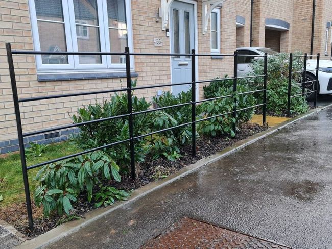 Nottingham Metalworks metal railings installed in a front garden in Nottingham