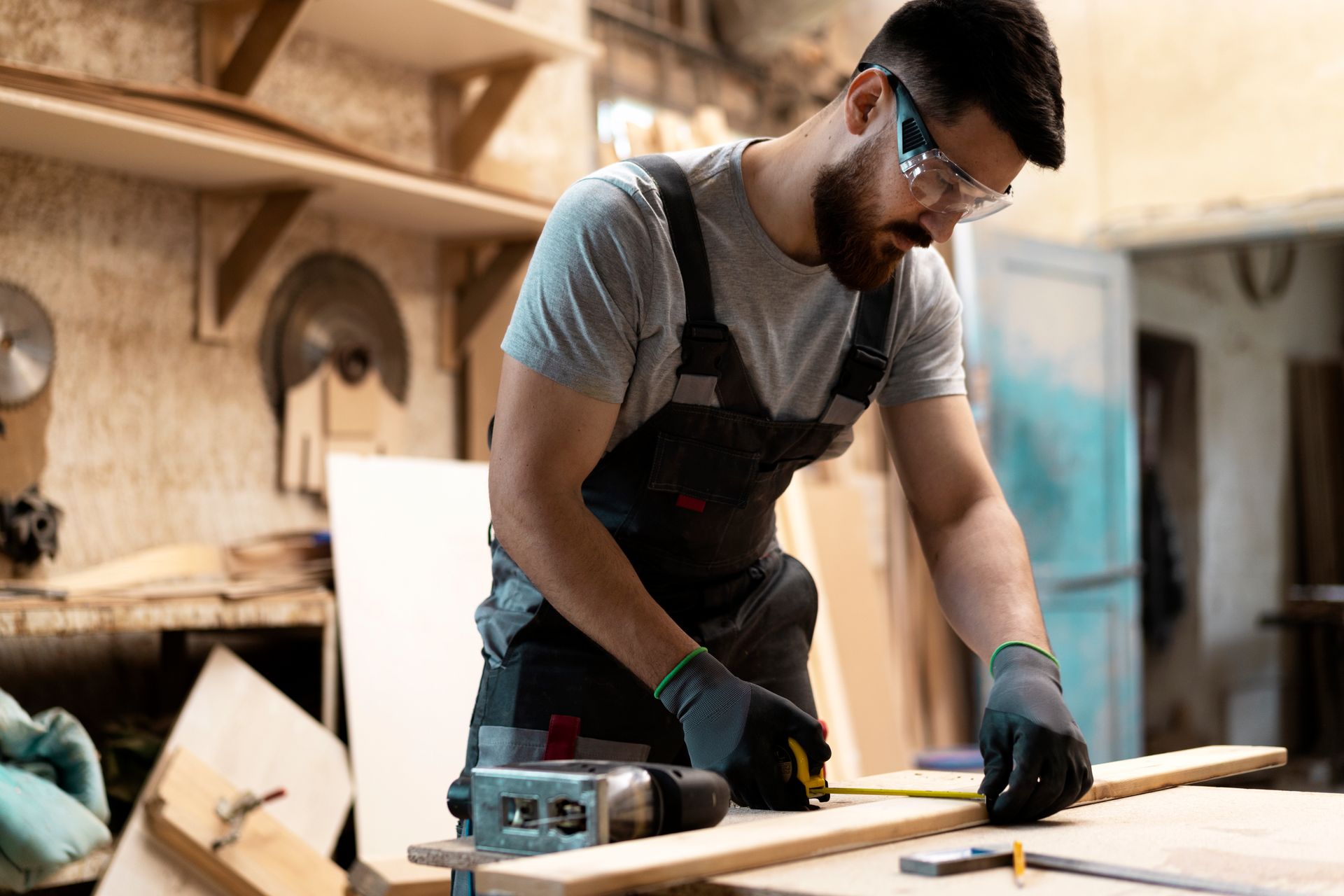 Buy Workers Comp for Carpenters