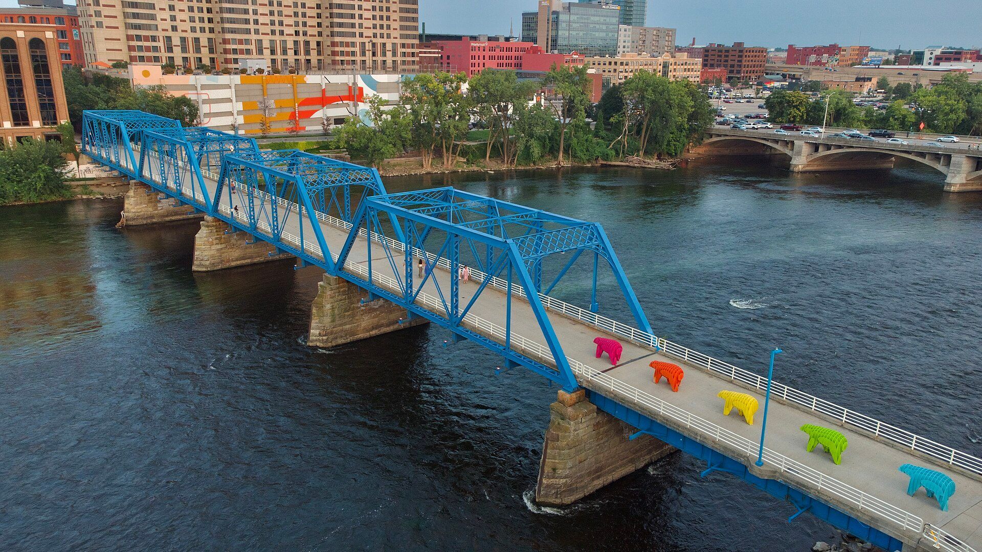moving to Grand Rapids Michigan self storage guide Vista Storage