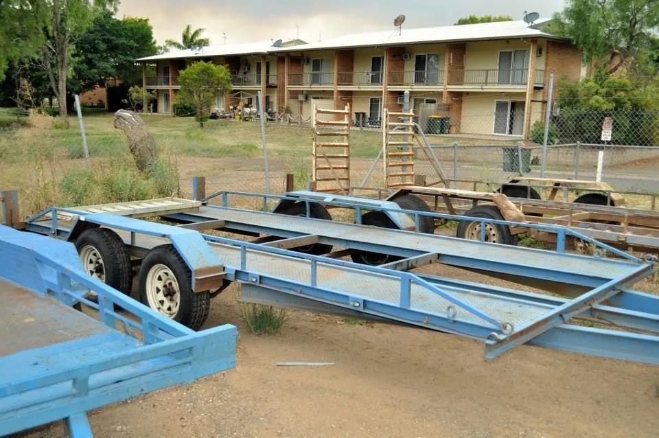 Blue Trailer for Hire in Emerald