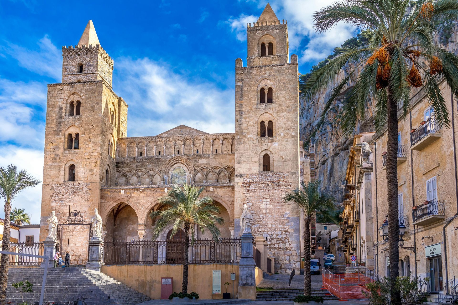 Imagine cattedrale cefalu