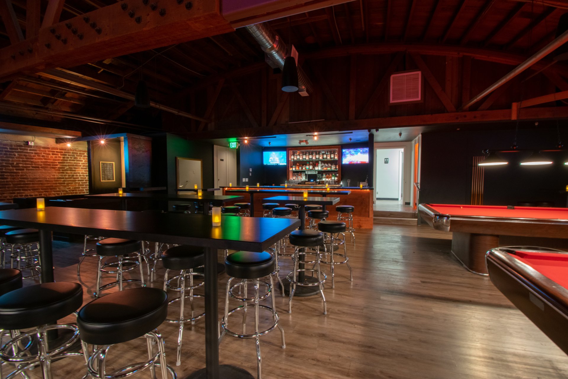 Vip Reservations GLENDALE UPPER VIP ROOM