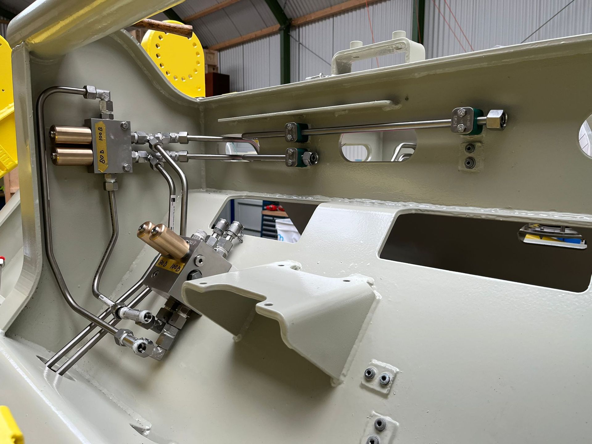 Wij van Stello Technical service bv maken en leveren rvs producten