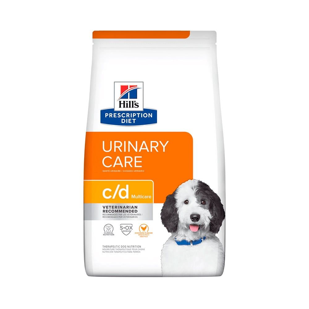 Bolsa de alimento para perros Hill's Prescription Diet c/d para el cuidado urinario; perro fotografiado en la bolsa.