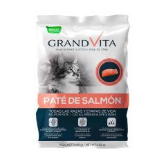Bolsa de comida para gatos Grand Vita de paté de salmón.