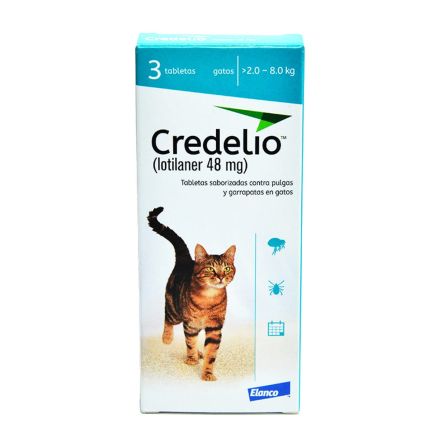 Caja de tratamiento Credelio contra pulgas y garrapatas para gatos, con ilustración de gato.