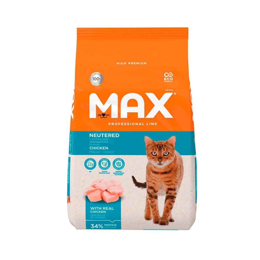 Bolsa de alimento para gatos MAX etiquetada “Pollo Castrado” con un gato y trozos de pollo.