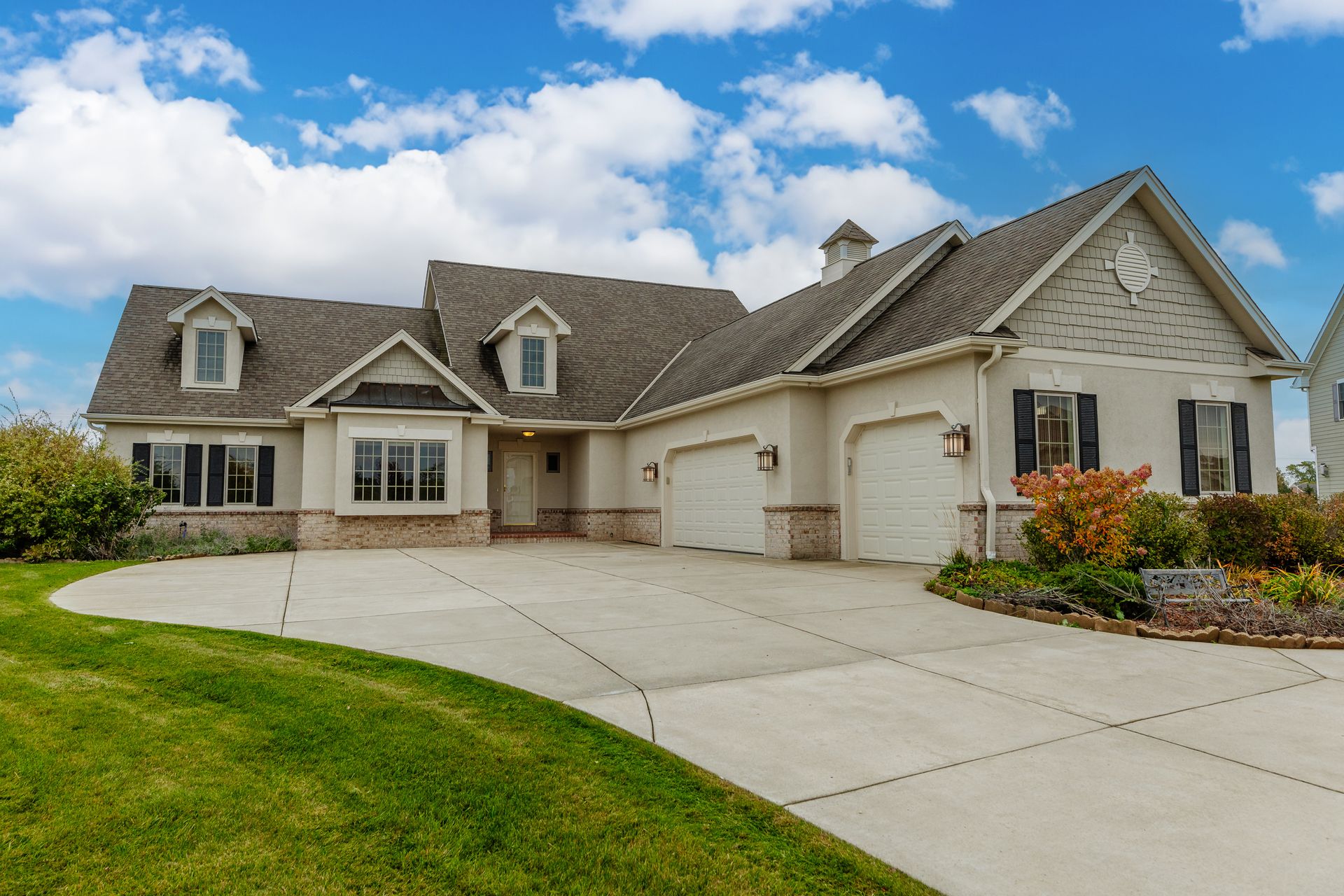 Lake Country Homes Oconomowoc, WI Pat Bolger Realty