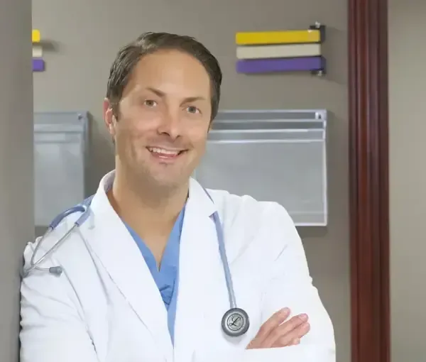Dr. Alan Locke, DO, Clinic Director at Spectrum Stem Cell & Regenerative Medicine Center in Wauwatosa, WI