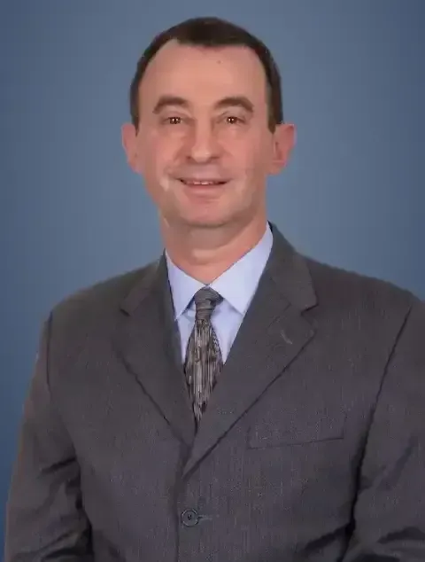 Dr. Roman Berezovski, MD, Medical Director of the Spectrum Stem Cell Program at Spectrum Stem Cell & Regenerative Medicine Center in Wauwatosa, WI