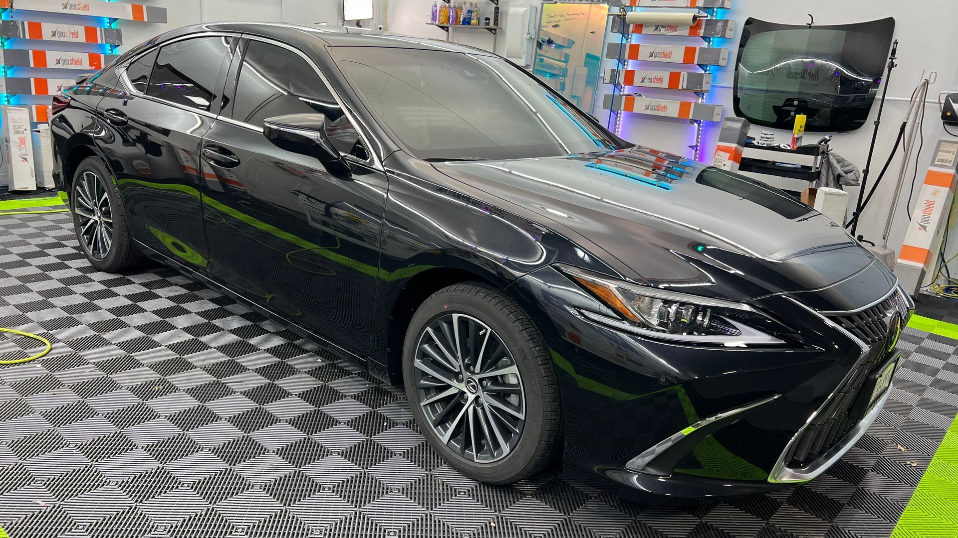 Lexus es550