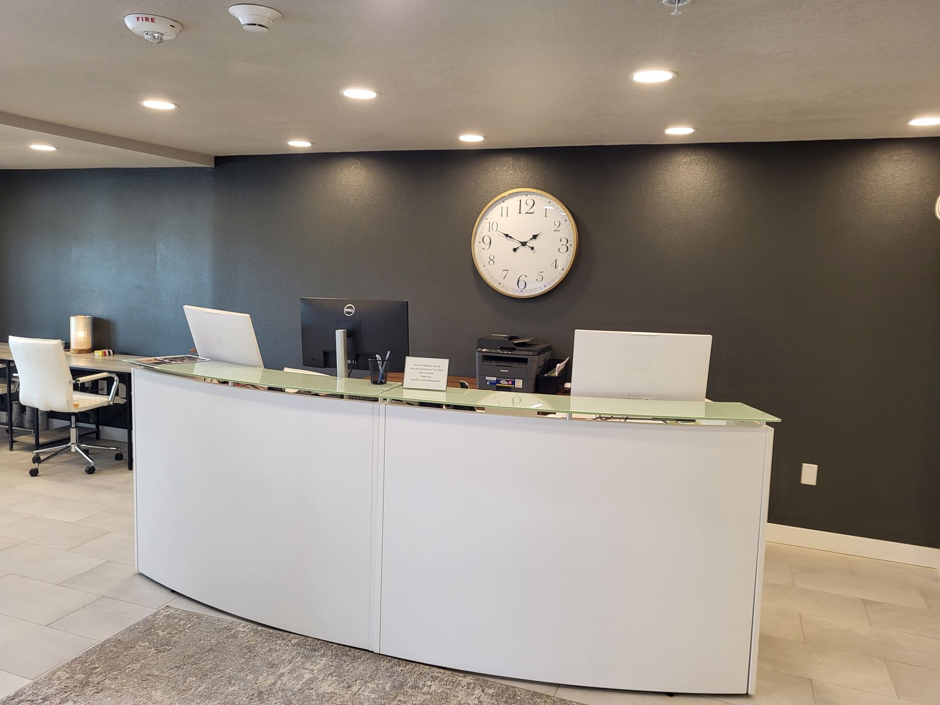 Rooms | Red Fox Inn & Suites | Waverly OH