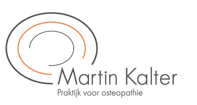 Logo for Martin Kalter Praktijk voor osteopathie with gray and orange spiral design