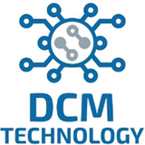 Logo blu di DCM Technology con un'icona di rete in stile circuito sopra il nome dell'azienda.