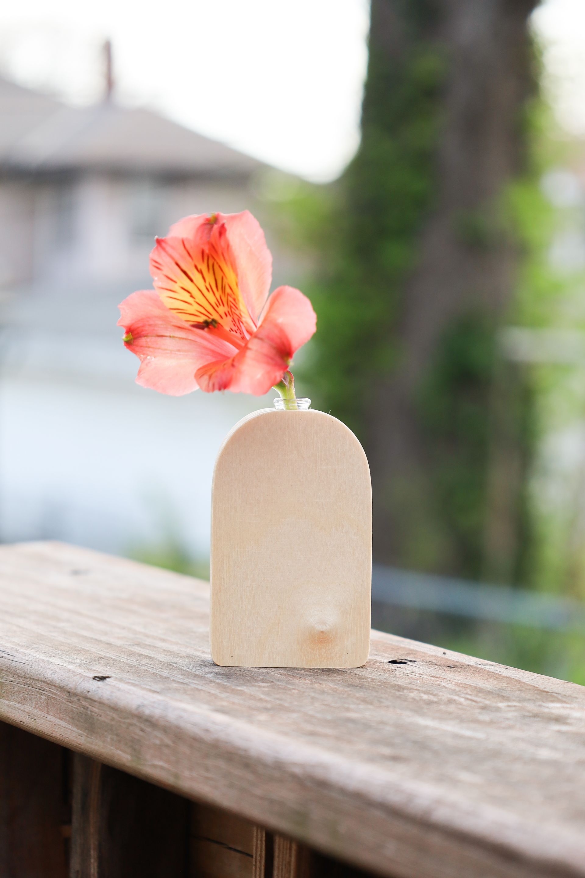 small bud vase