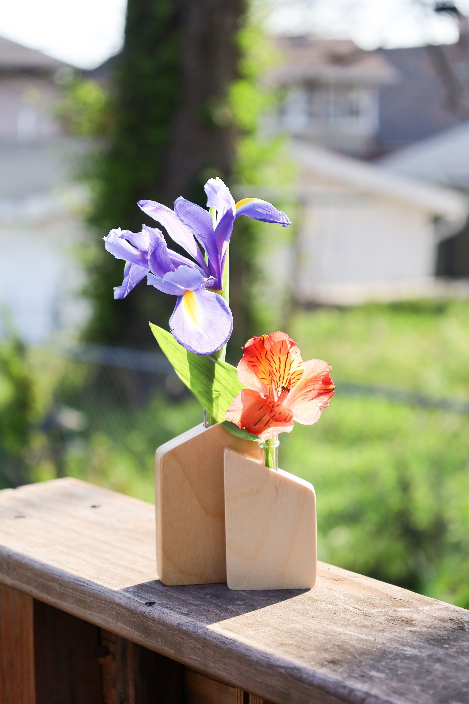 medium bud vase