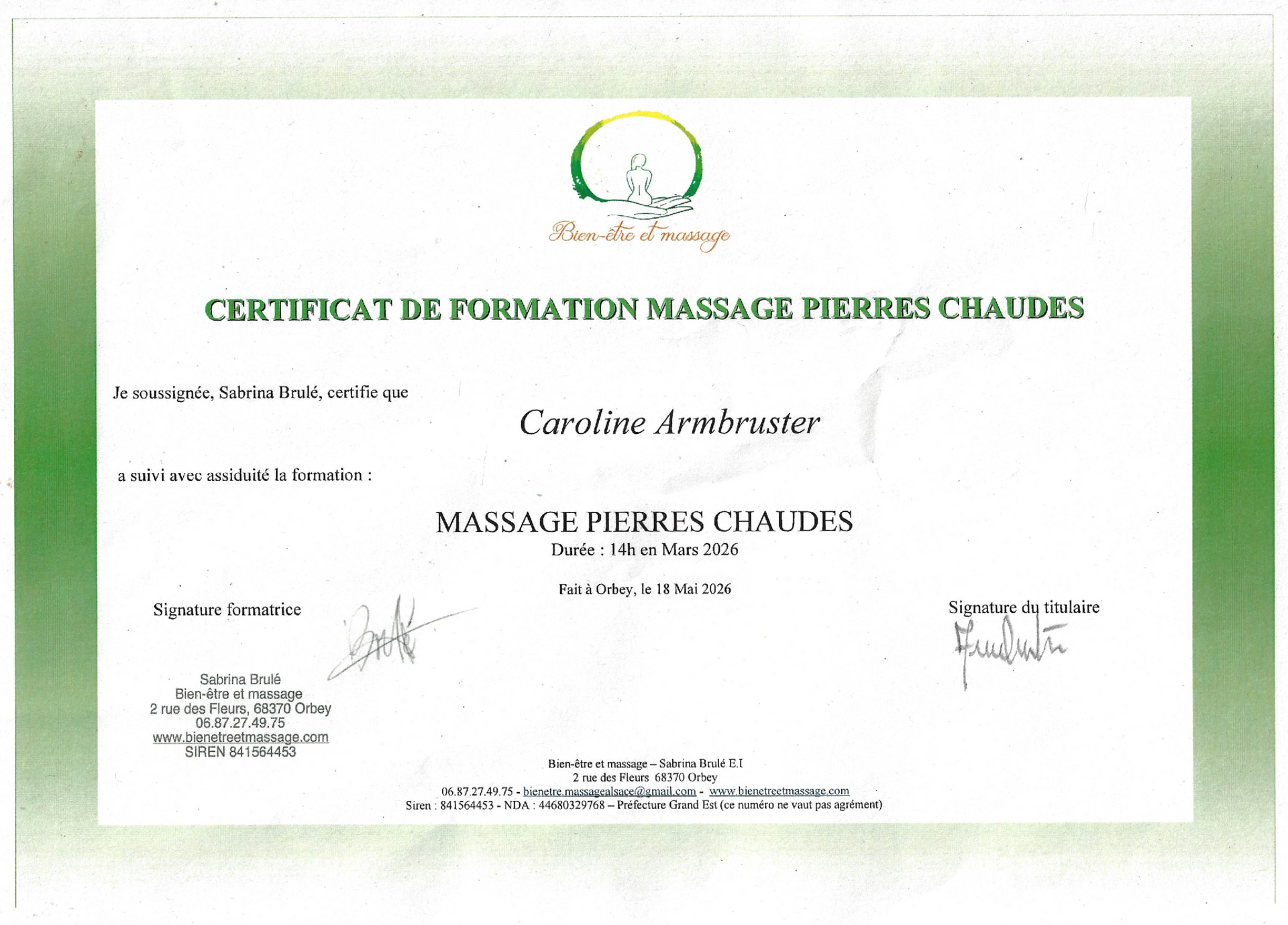 Certificat de formation en massage aux pierres chaudes, avec une bordure verte sur fond blanc