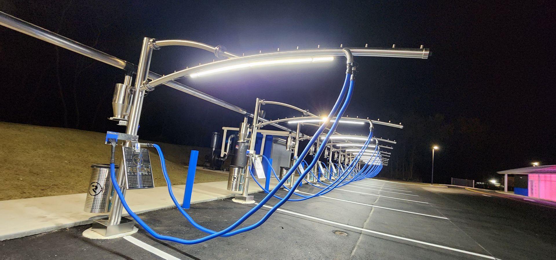 car wash vacuums at night