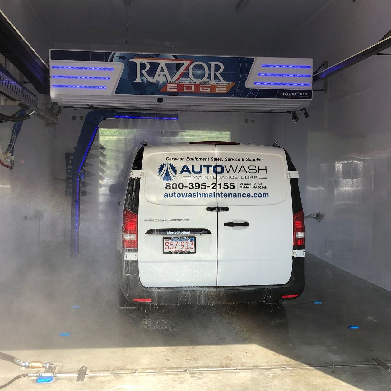 Washworld in bay automatic car wash system
