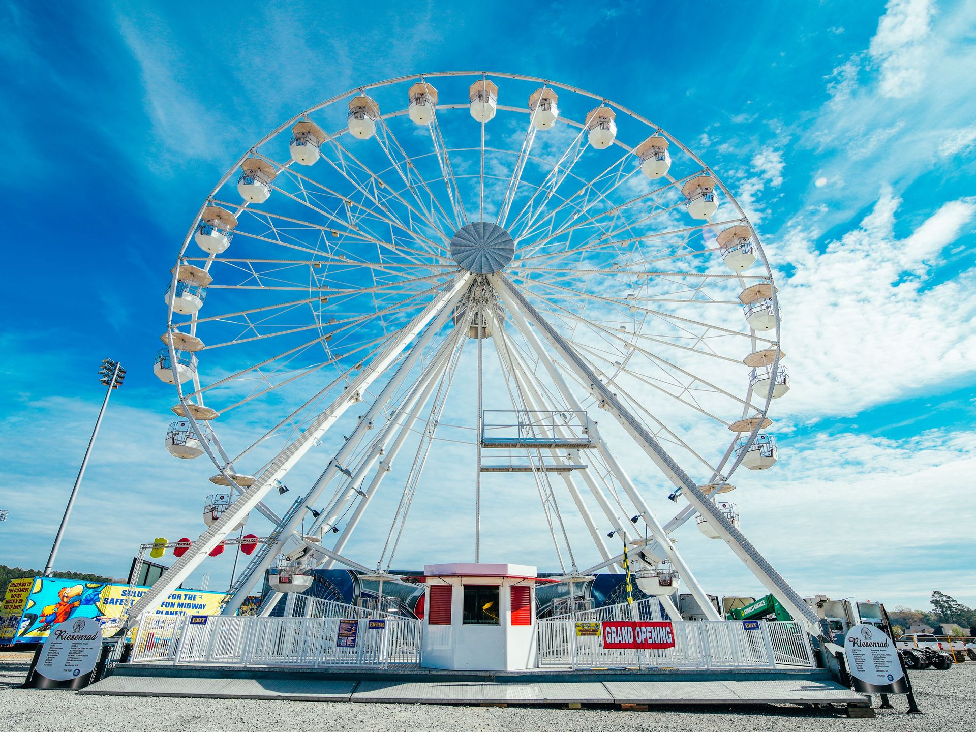 Amusement Ride Rentals & Leasing Company | Ride Worx