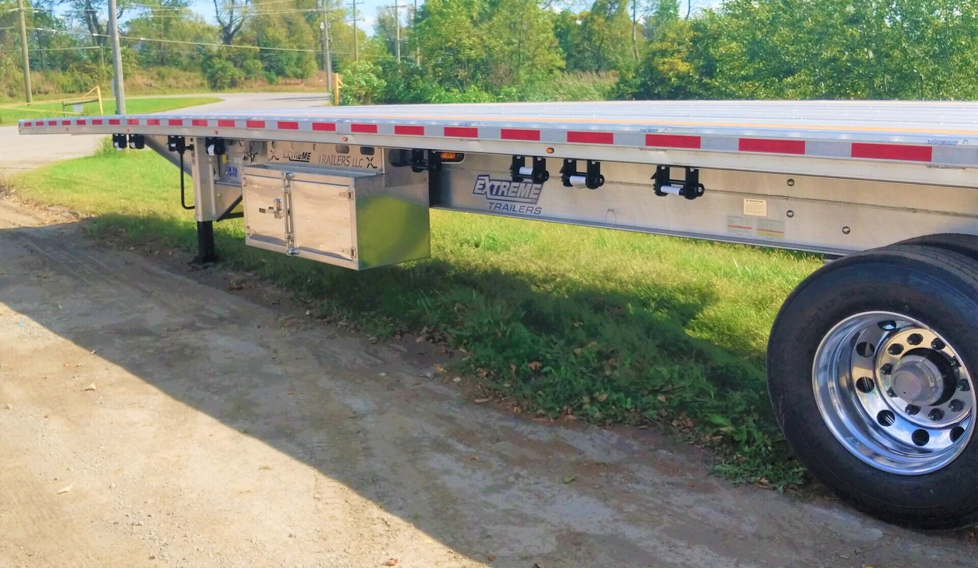 Photo Gallery Extreme Trailers Dunnage rack Trailer tool box