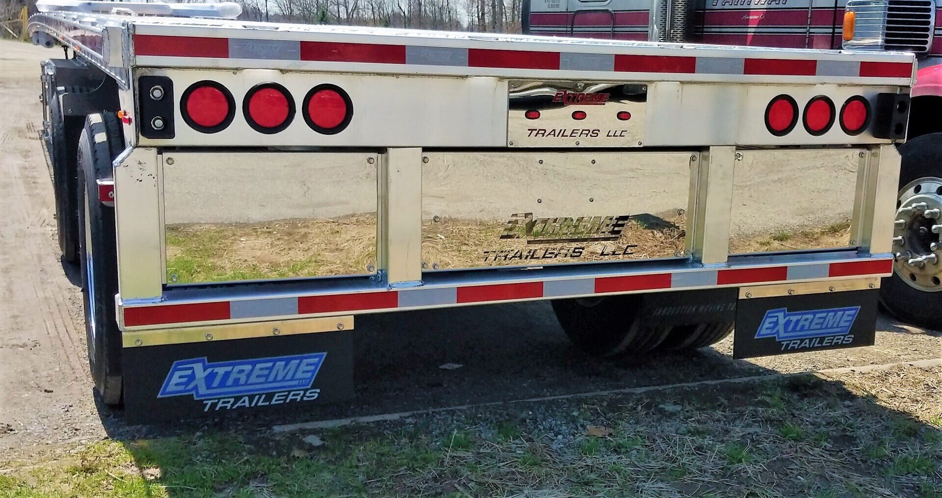 Photo Gallery Extreme Trailers Dunnage rack Trailer tool box