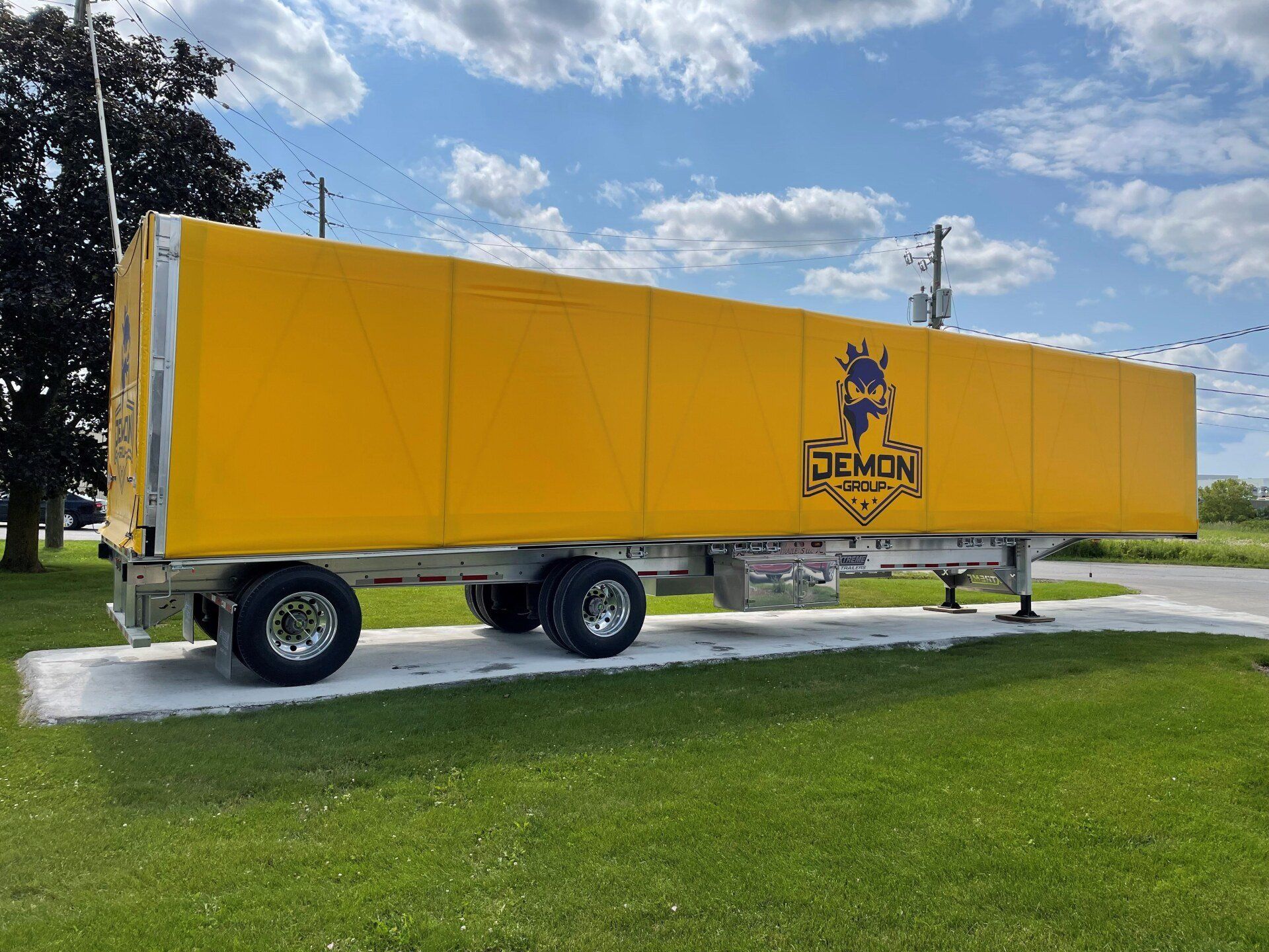 Yellow trailer with 
