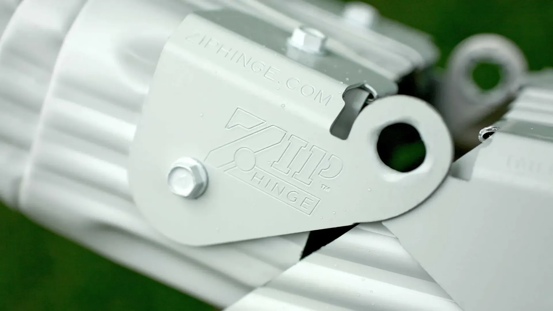Zip Hinge Gutter System