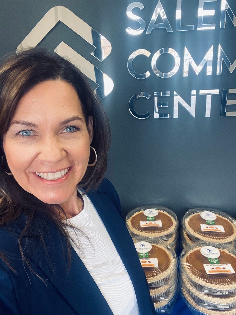 Lisa Blackwell at Pumpkin pie giveaway