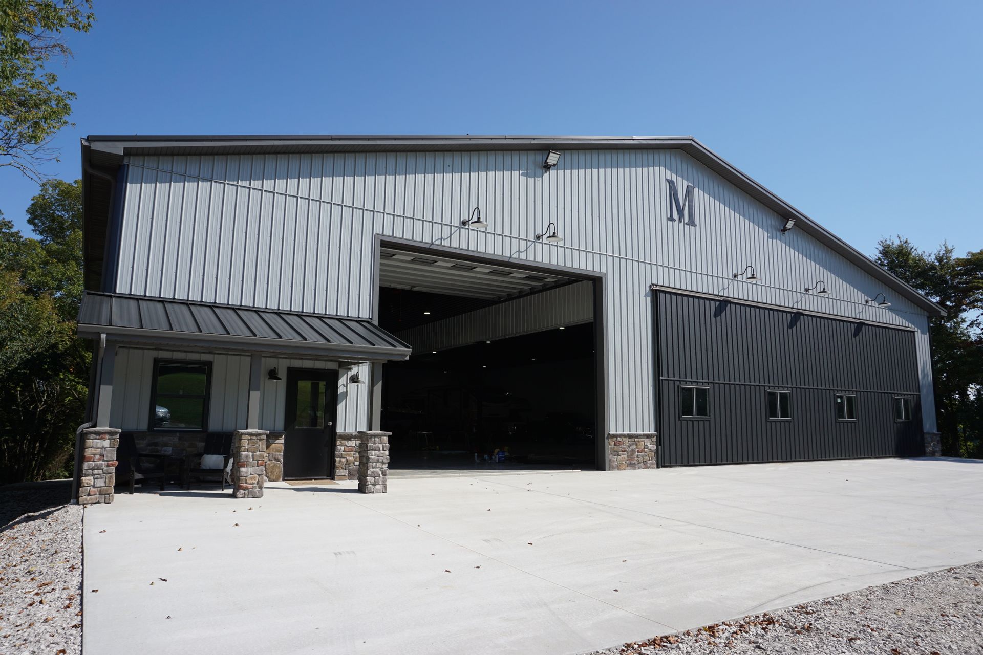 Big Barn Garage