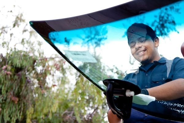 Top Signs You Need Auto Glass Repair
