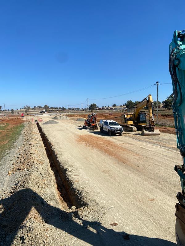 Mini Excavator Hire in Dubbo RL Hire