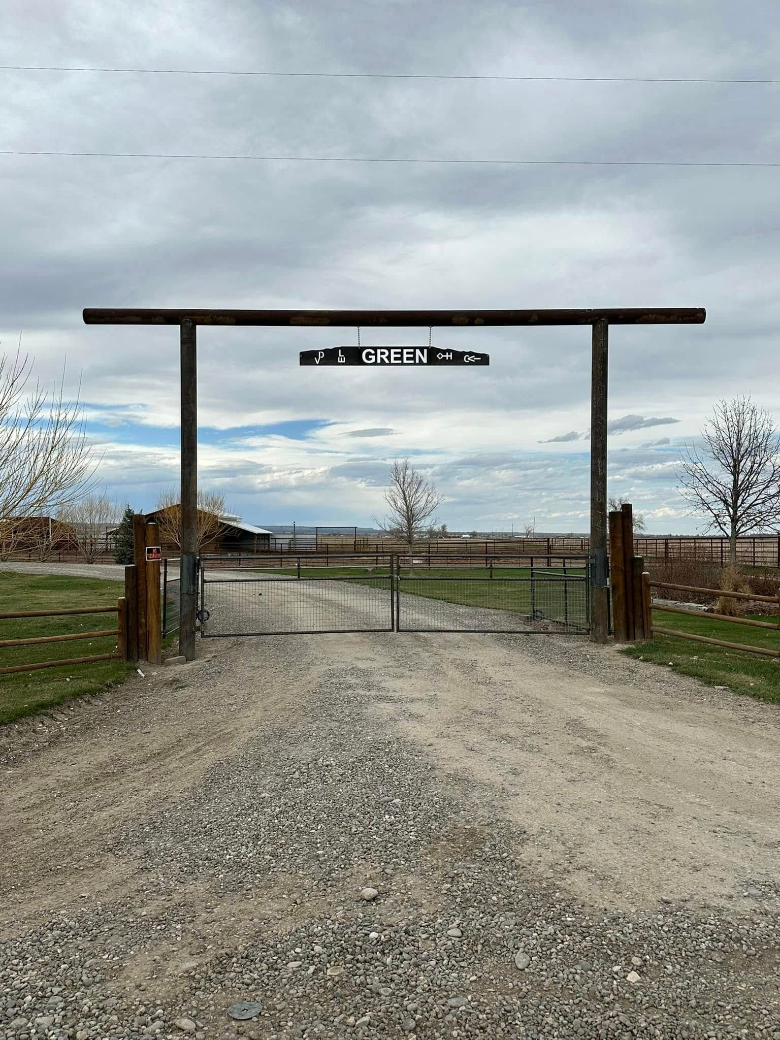 Custom Gates | X Bar Bar Cattle & Fencing