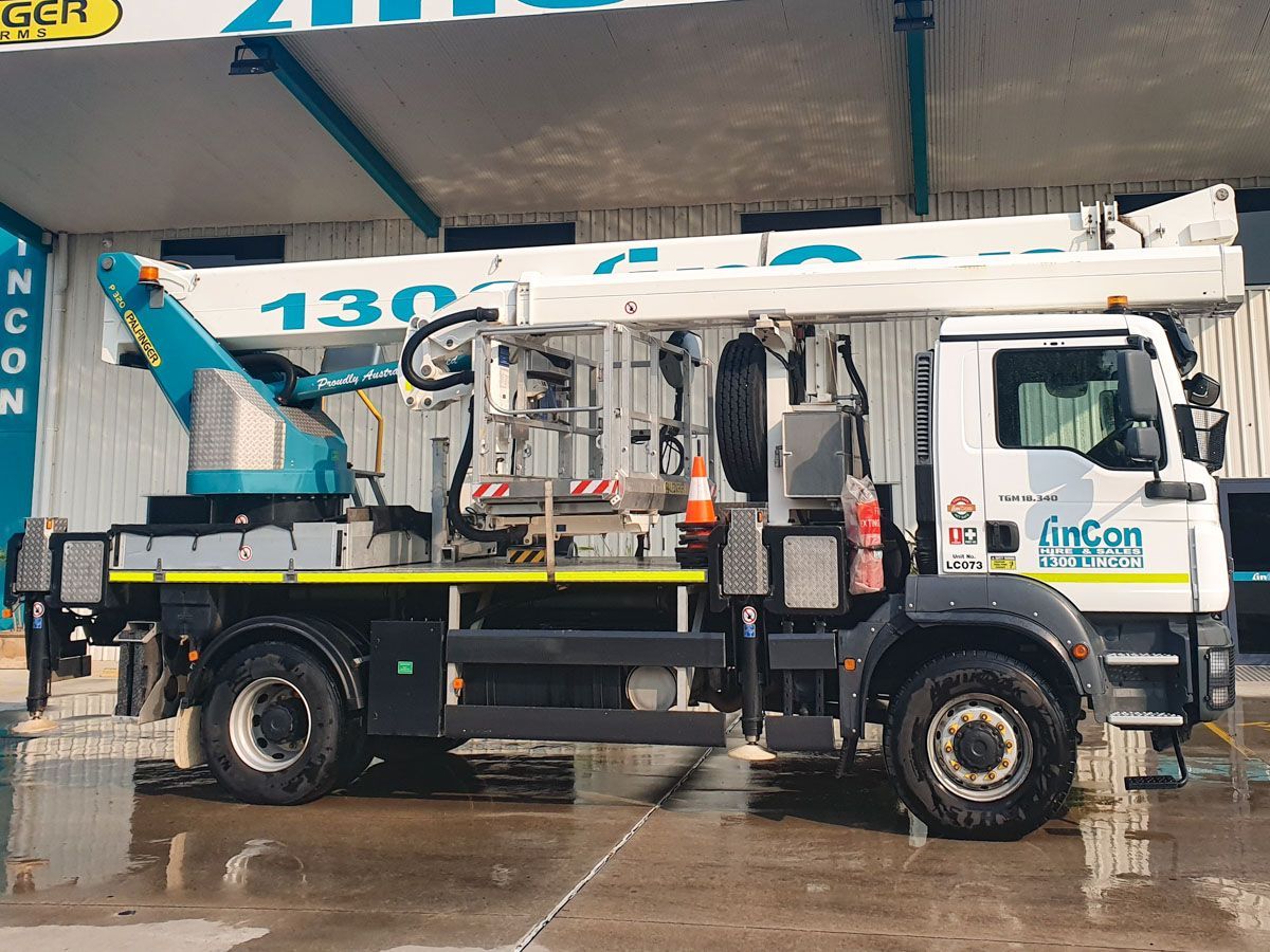 WT320 (32m)