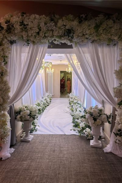 Luxury Photo Booth Hire at Oakley Hall, Basingstoke | A Beautiful Nepalese Wedding Celebration for Bina & Jiwan - Party Delights Photo Booth