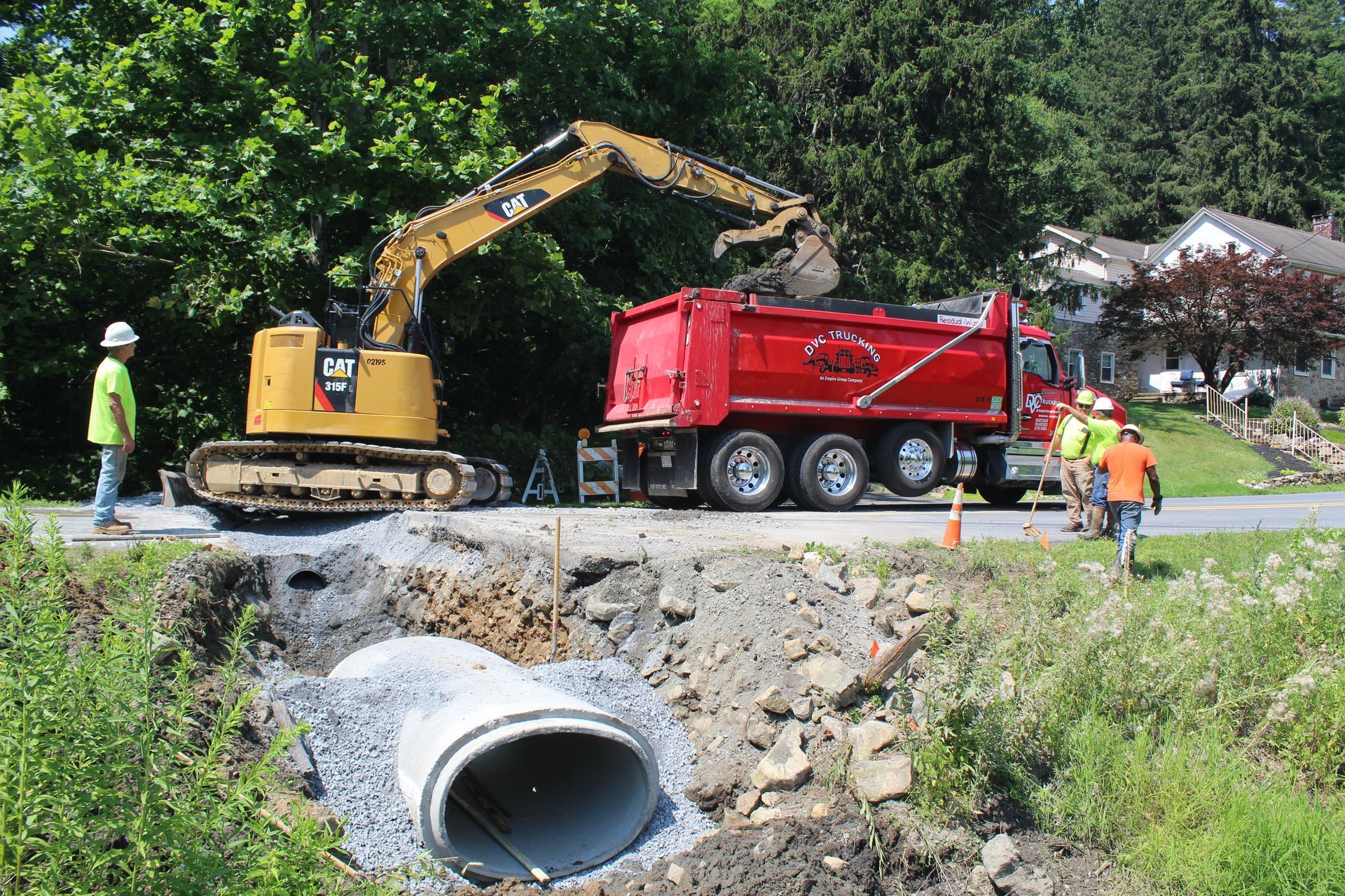 DVC assists affiliate Empire Services a culvert replacement project on a busy residential road.