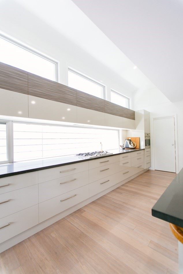 New Luxury Home With White Cabinetry And Vinyl Floors  — Geoff Thompson's Independent Flooring Centre In Port Macquarie, NSW