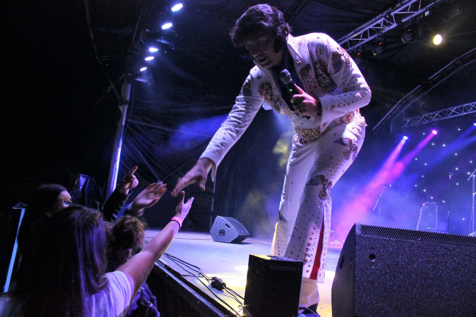 Elvis & Neil Diamond tribute act