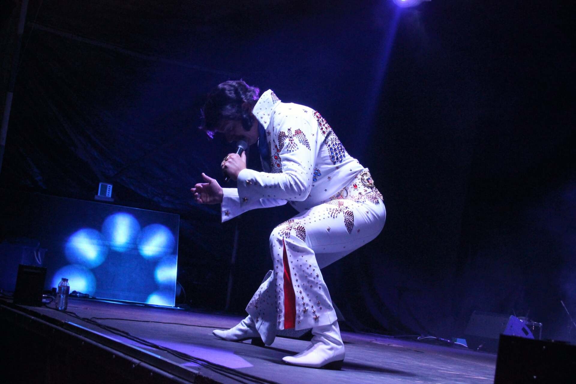 Elvis & Neil Diamond tribute act