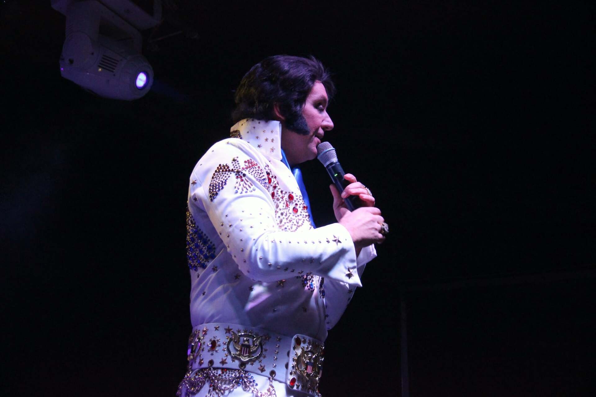 Elvis & Neil Diamond tribute act