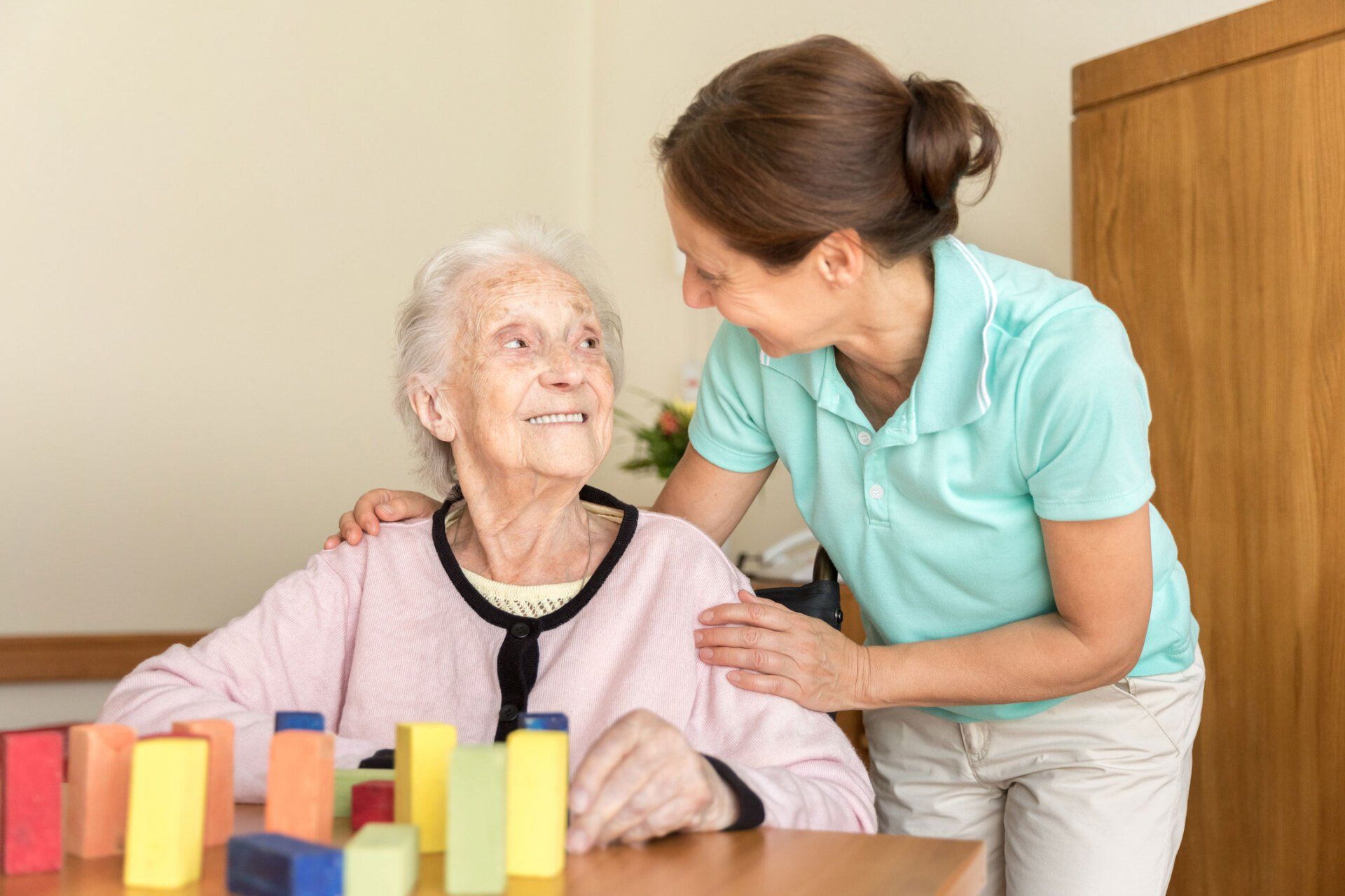 Home Caregiver | Oak Lawn, IL | HIBERNIAN HOME CARE