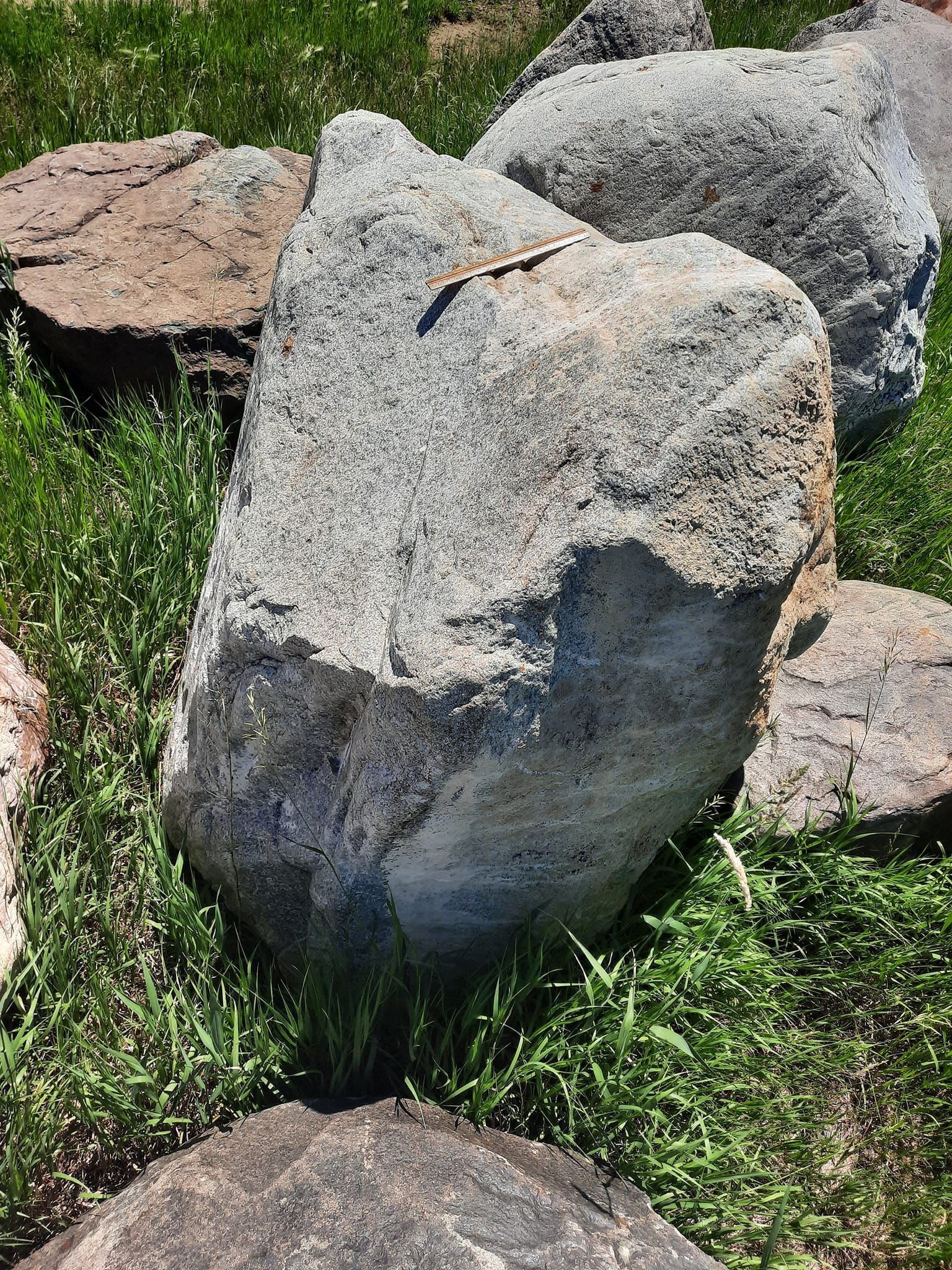 Large granite landscape boulder available from Stensland Gravel in Larchwood, Iowa