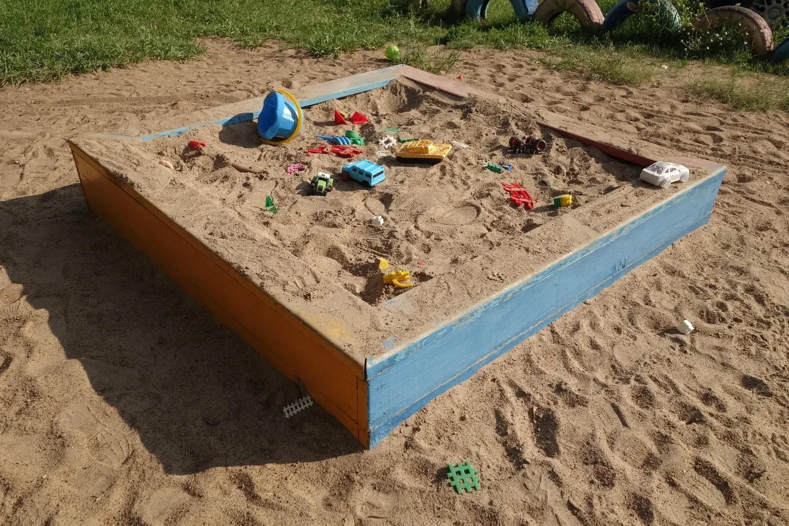 Sand for construction and landscaping projects in Larchwood IA