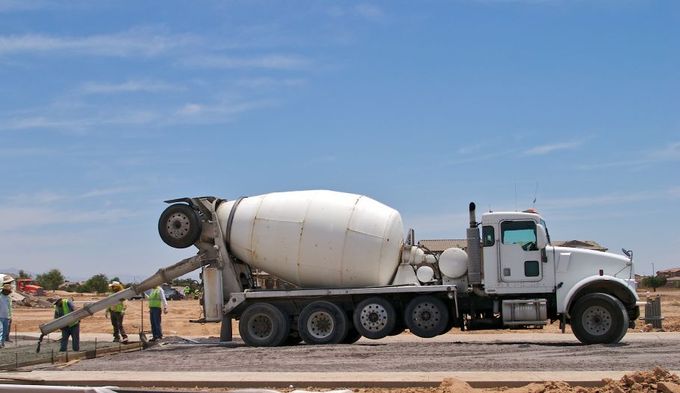 CSA Construction concrete crew pouring a slab in Eastern Saskatchewan