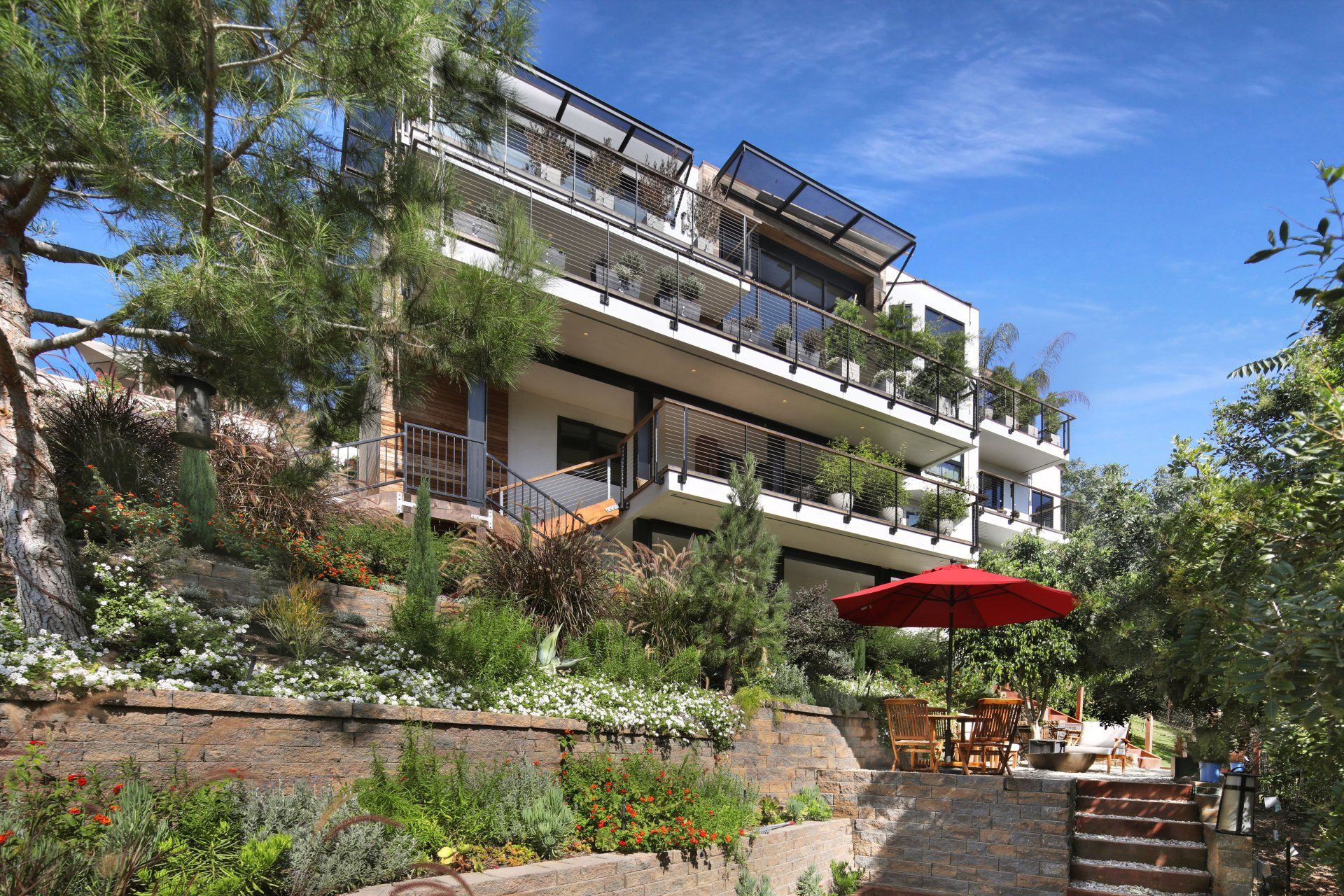 Contemporary House in San Clemente designed by Studio 6 Architects